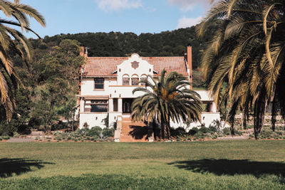 Off the Beaten Vine in the Wine Country